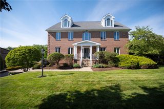 2599 Fountain Hills, Franklin Park, PA 15090
