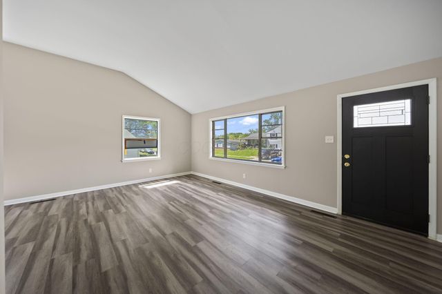 1422 Benson Drive, Columbus, OH 43227