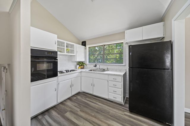 1422 Benson Drive, Columbus, OH 43227