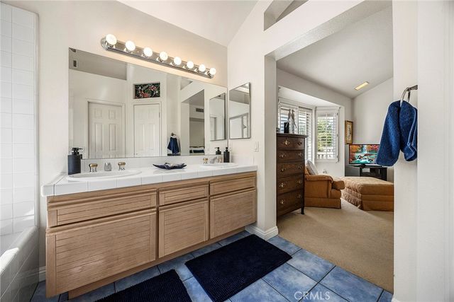 16020 Ridgeview Lane, La Mirada, CA 90638