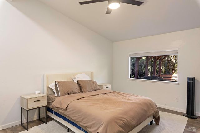 2305 Alta Vista Way, Lucerne, CA 95458