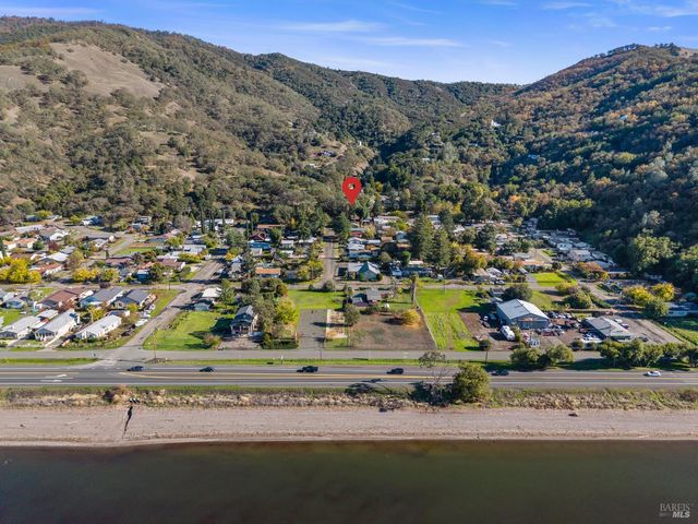 2305 Alta Vista Way, Lucerne, CA 95458