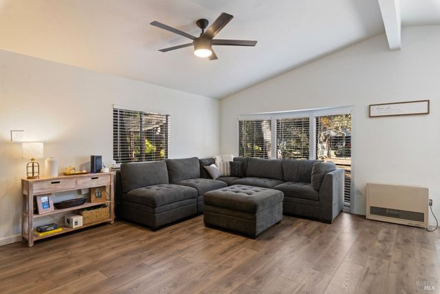 2305 Alta Vista Way, Lucerne, CA 95458