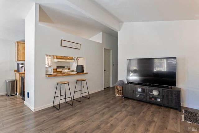 2305 Alta Vista Way, Lucerne, CA 95458