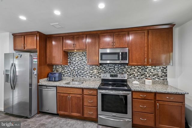 7983 NOLCREST RD, Glen Burnie, MD 21061