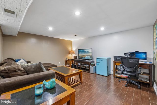 7983 NOLCREST RD, Glen Burnie, MD 21061