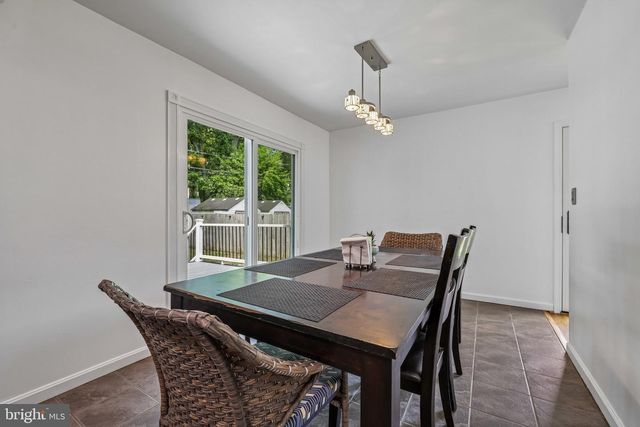 7983 NOLCREST RD, Glen Burnie, MD 21061