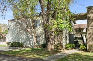 2536 White Oak Place 5, Escondido, CA 92027