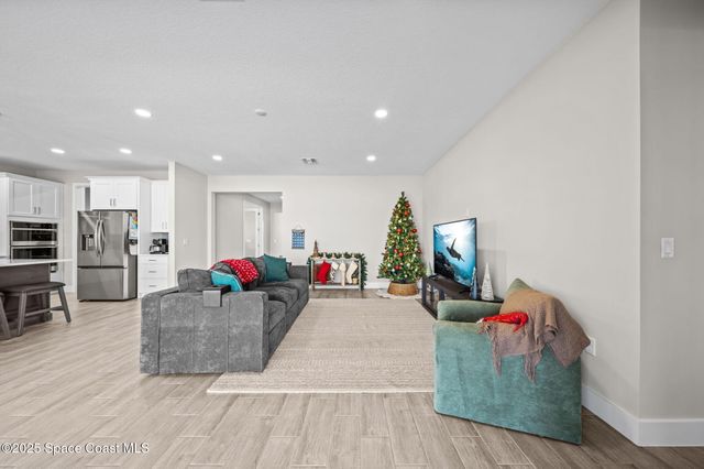 2846 Silverlefe Lane, Melbourne, FL 32940