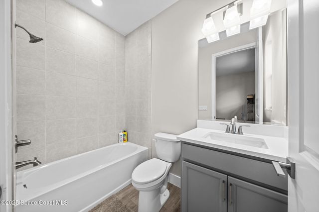 2846 Silverlefe Lane, Melbourne, FL 32940