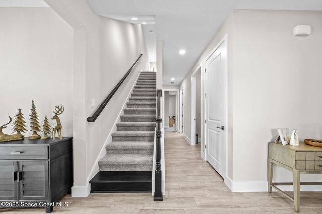 2846 Silverlefe Lane, Melbourne, FL 32940