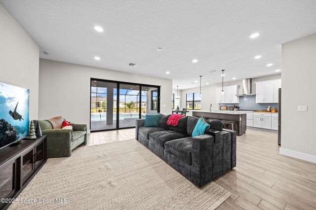 2846 Silverlefe Lane, Melbourne, FL 32940