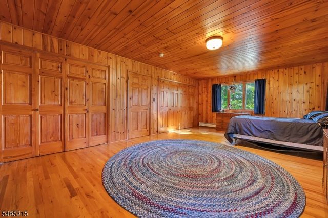 2207 Lakeside Dr W, Vernon Twp., NJ 07422