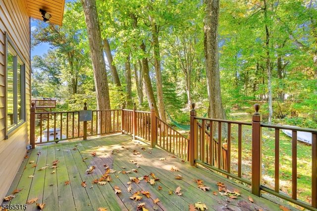 2207 Lakeside Dr W, Vernon Twp., NJ 07422
