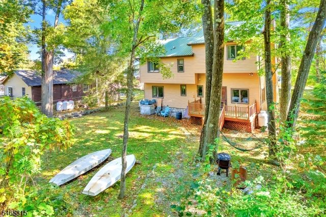 2207 Lakeside Dr W, Vernon Twp., NJ 07422