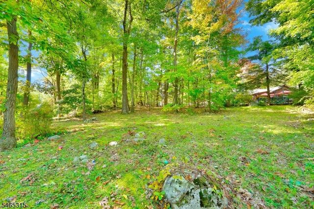 2207 Lakeside Dr W, Vernon Twp., NJ 07422