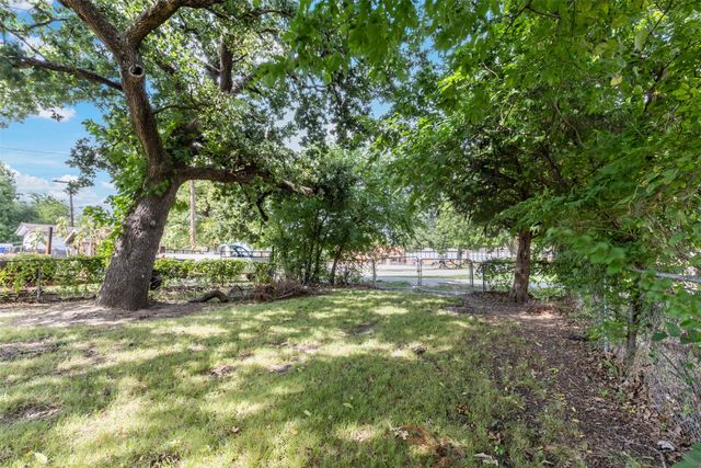 911 N Branch Street, Sherman, TX 75090