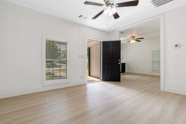 911 N Branch Street, Sherman, TX 75090