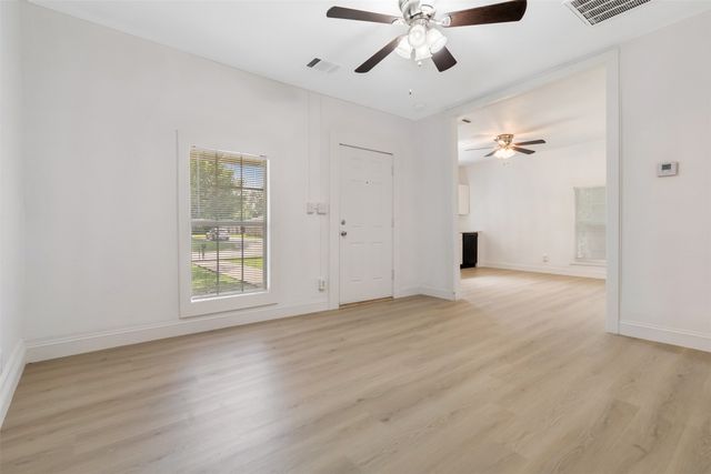 911 N Branch Street, Sherman, TX 75090