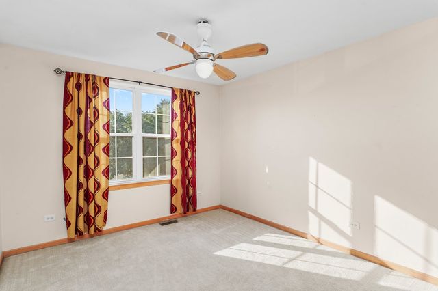 1514 Spring Oaks Drive, Joliet, IL 60431