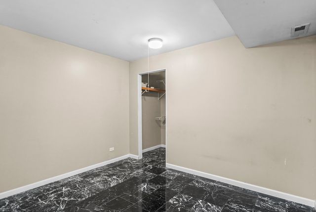 1514 Spring Oaks Drive, Joliet, IL 60431