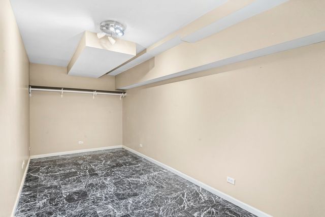 1514 Spring Oaks Drive, Joliet, IL 60431