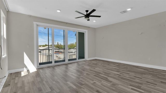 1237 SAVONA DRIVE NE, St Petersburg, FL 33702