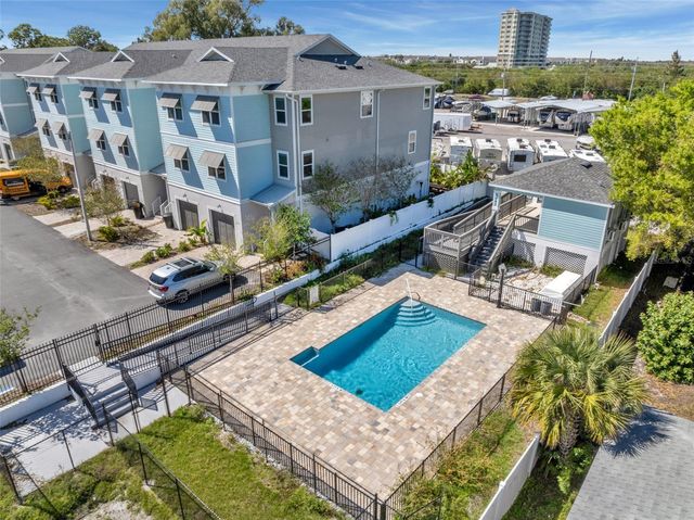 1237 SAVONA DRIVE NE, St Petersburg, FL 33702