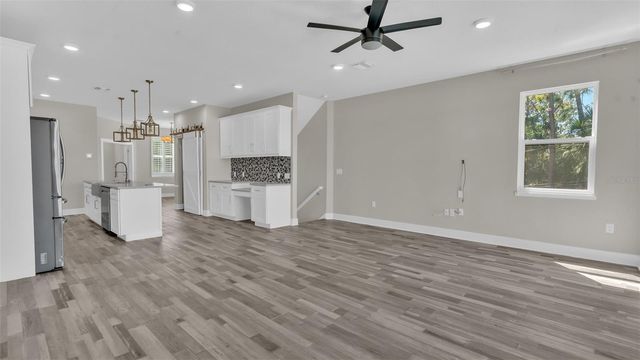 1237 SAVONA DRIVE NE, St Petersburg, FL 33702