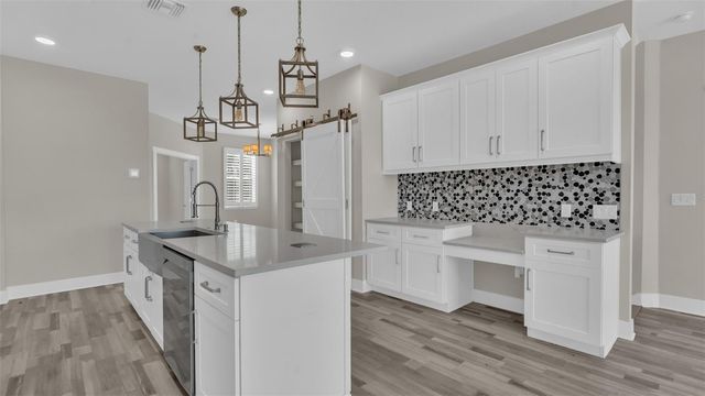 1237 SAVONA DRIVE NE, St Petersburg, FL 33702