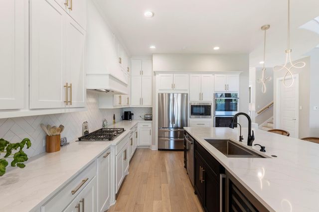 120 Thunder Valley Drive, The Woodlands, TX 77375