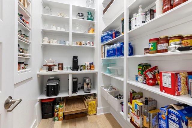 120 Thunder Valley Drive, The Woodlands, TX 77375