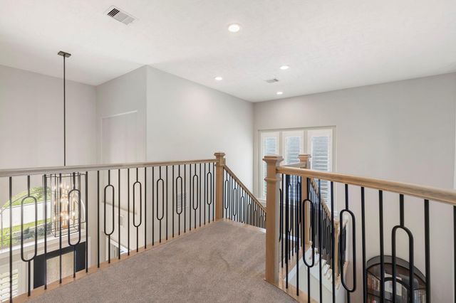 120 Thunder Valley Drive, The Woodlands, TX 77375