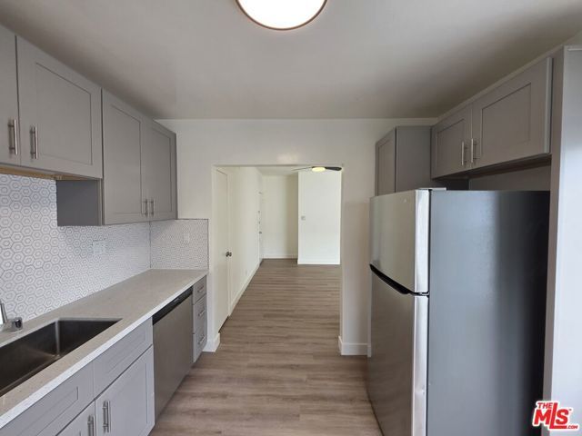 827 9th Street 7, Santa Monica, CA 90403