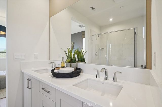 73634 Raphael Drive, Palm Desert, CA 92211
