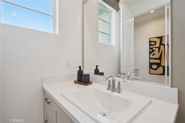 73634 Raphael Drive, Palm Desert, CA 92211