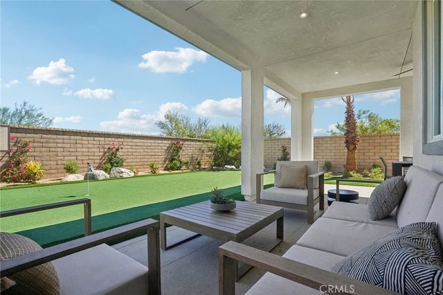 73634 Raphael Drive, Palm Desert, CA 92211