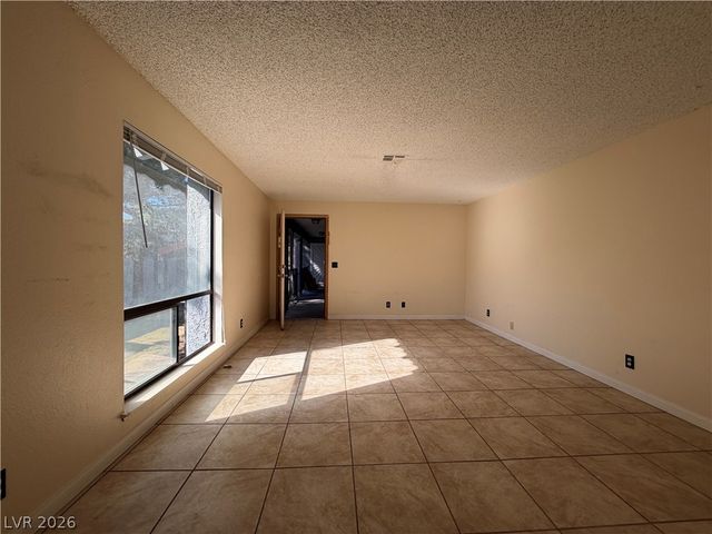 5159 Caliente Street 166, Las Vegas, NV 89119