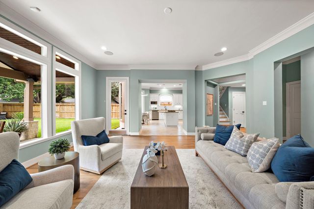4817 Beech Street, Bellaire, TX 77401