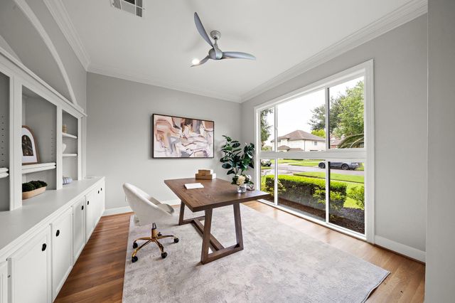 4817 Beech Street, Bellaire, TX 77401