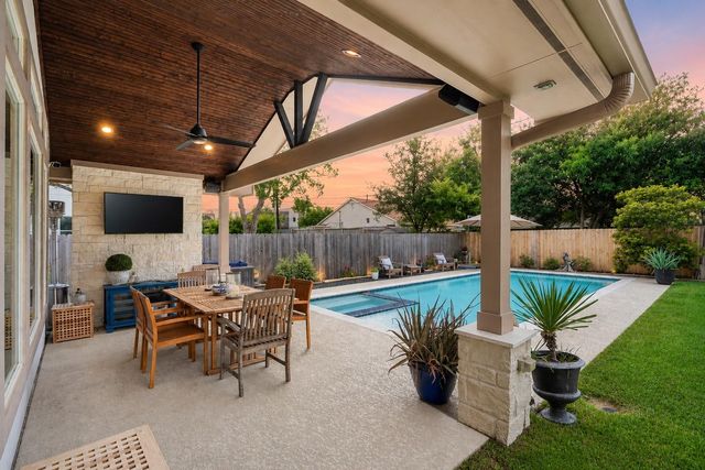 4817 Beech Street, Bellaire, TX 77401