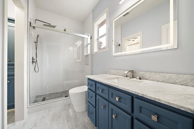 4817 Beech Street, Bellaire, TX 77401