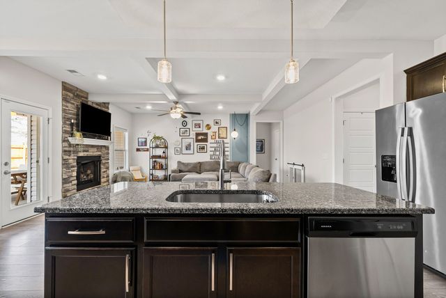 1183 Ewing Way, Clarksville, TN 37043