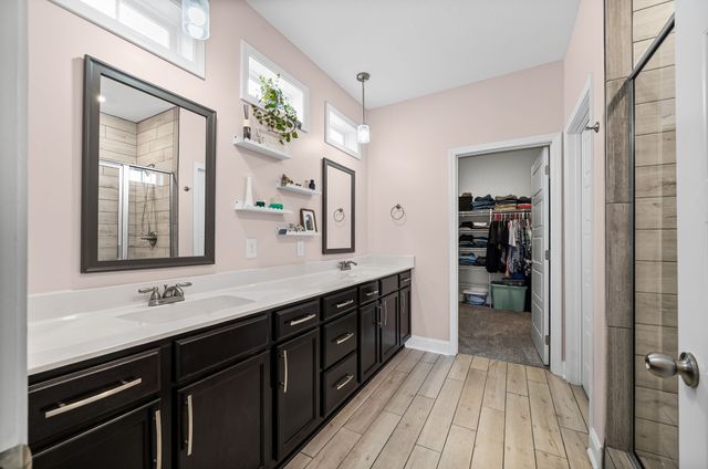 1183 Ewing Way, Clarksville, TN 37043