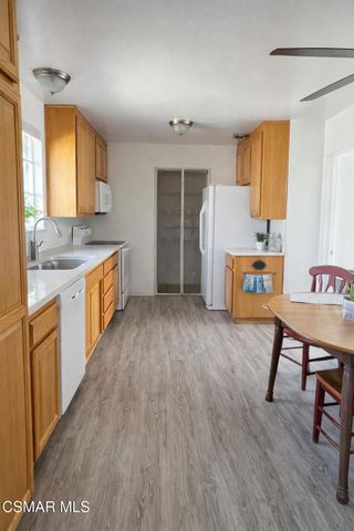 1890 Hamilton Street, Simi Valley, CA 93065