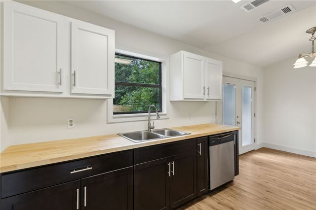 587 Powder Horn Road, St Marys, GA 31558