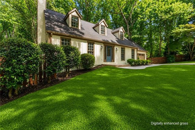 1476 W Lake Drive, Gainesville, GA 30501