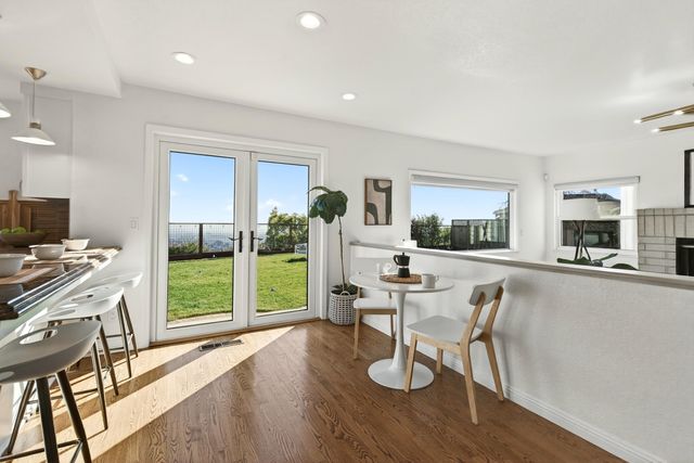 4308 View Crest Ct, Oakland, CA 94619