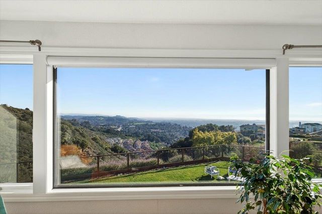 4308 View Crest Ct, Oakland, CA 94619