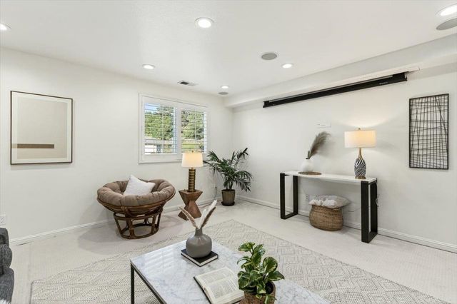 4308 View Crest Ct, Oakland, CA 94619